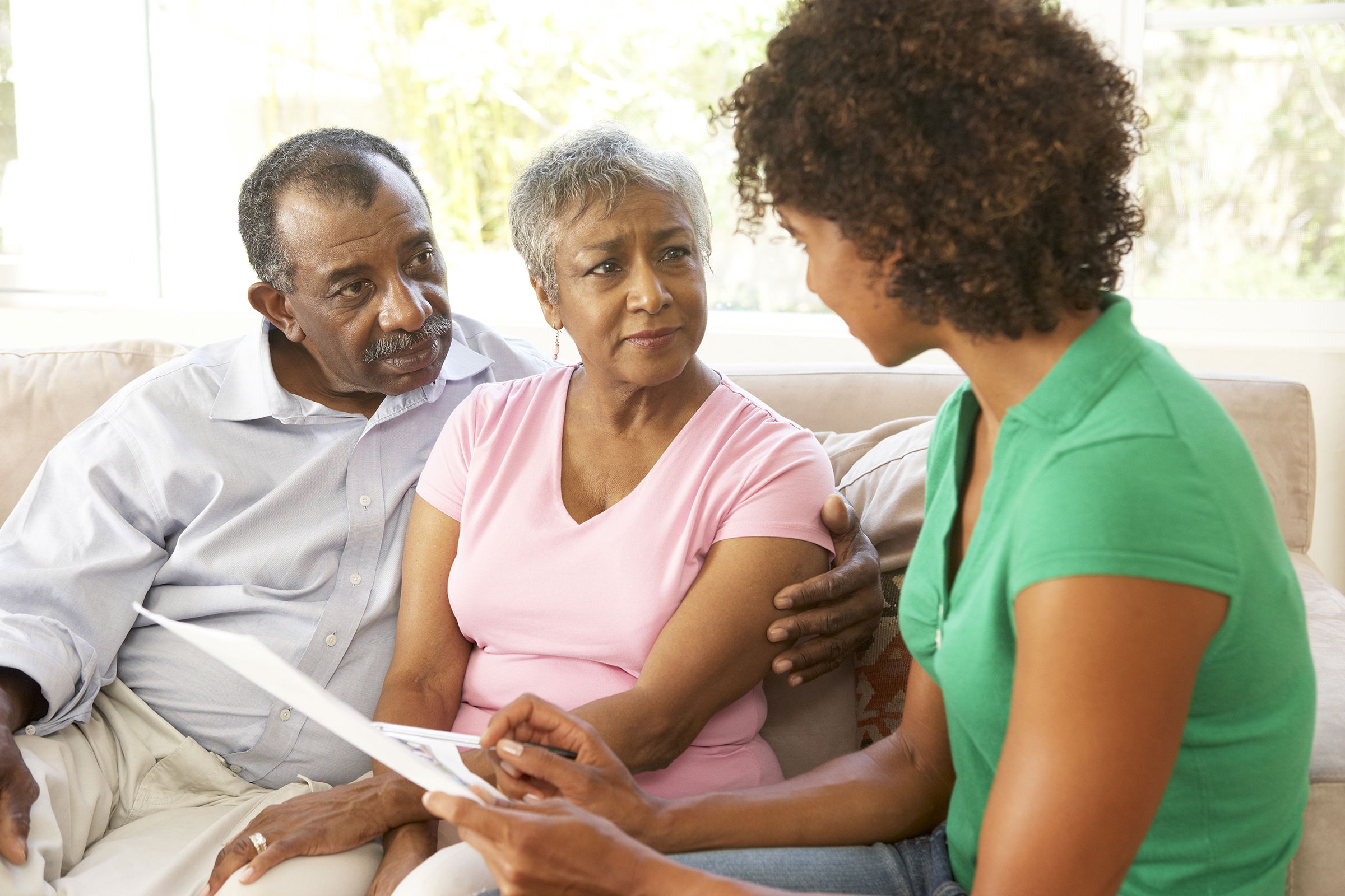 couple-finances-daughter couple-finances-daughter